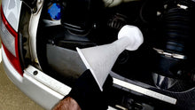 Load and play video in Gallery viewer, Cypher No-Hands Oil Funnel