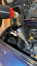 Load image into Gallery viewer, Cypher No-Hands Oil Funnel